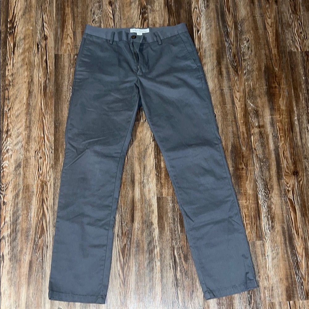 Amazon Essentials Gray Chinos Classic Fit